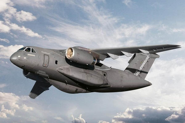 À son tour, la force aérienne grecque envisage l’achat d’avions de transport C-390 auprès du brésilien Embraer